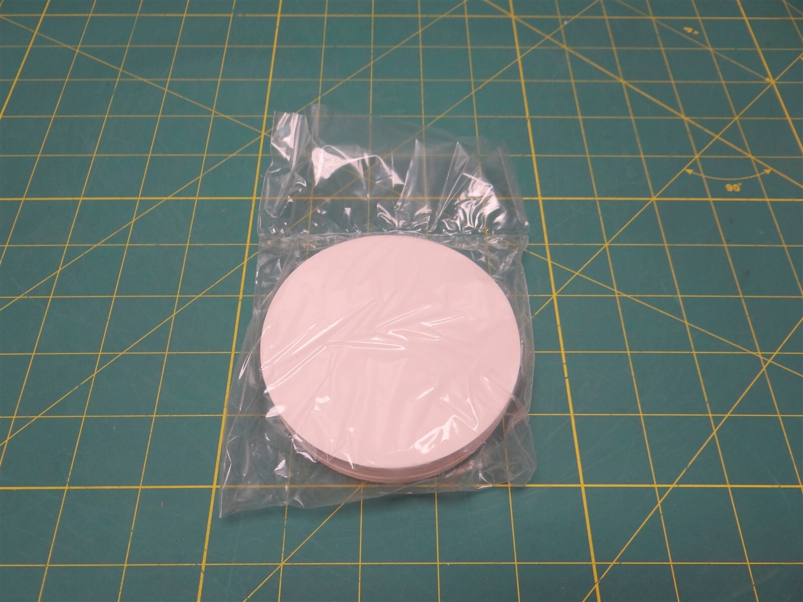 Ahlstrom 0740-0900 Medium Speed Ashless Filter Paper – Pack Of 100 Circles