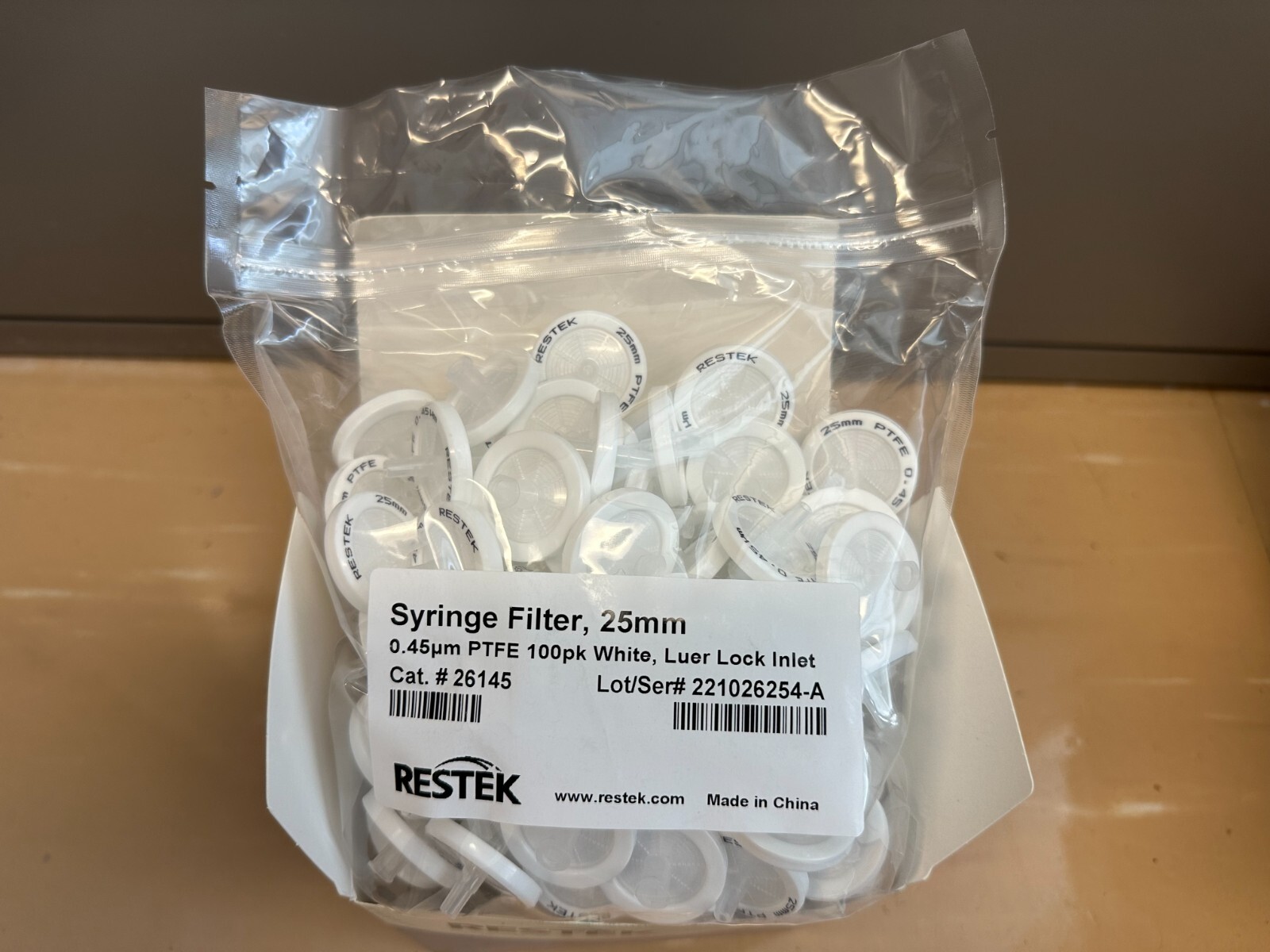 New Box of Restek 25mm, 0.45µm PTFE Luer Lock Inlet Syringe Filters (P/N 26145)