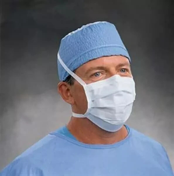 Halyard Health 48100 Lite One Surgical Masks Blue – Lot of 900