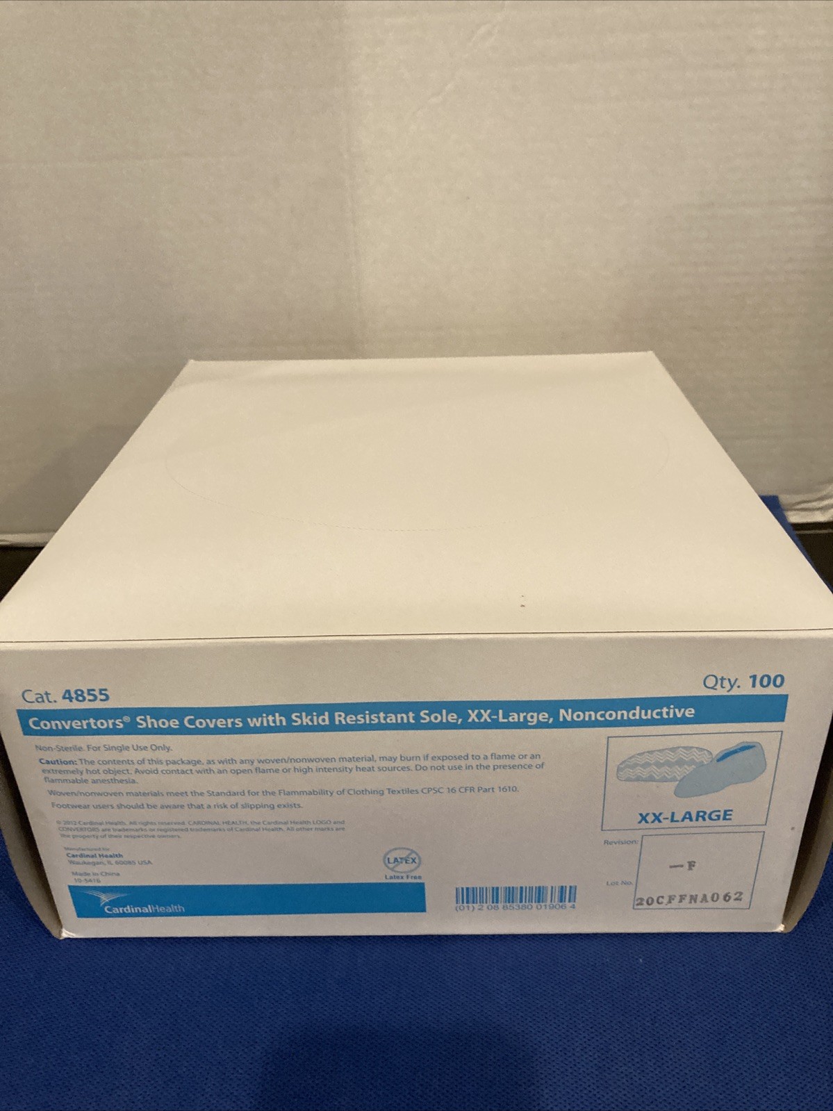 OR SHOE COVERS w/ SKID RESISTANT SOLE, XX-LARGE, CARDINAL HEALTH #4855, 100/Box