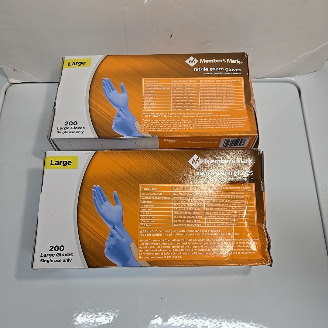 Large LG Nitrile Member’s Mark Exam Gloves 2 Boxes = 400 Count Powder Free New
