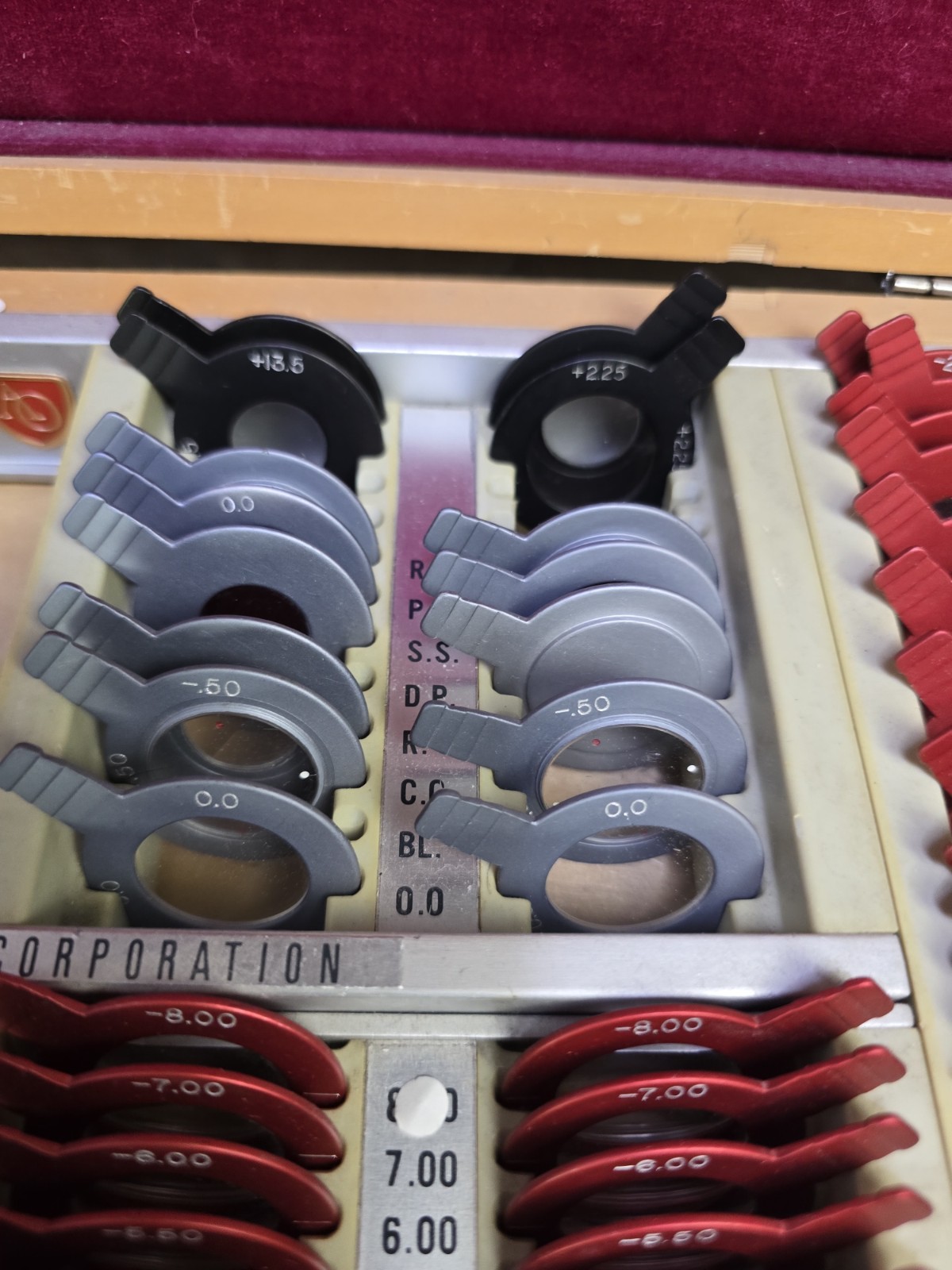 264pcs American Optical Optometry Trial Lens Set Metal Rim Wooden Case 21″x13″