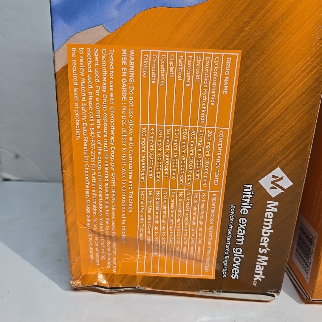 Large LG Nitrile Member’s Mark Exam Gloves 2 Boxes = 400 Count Powder Free New