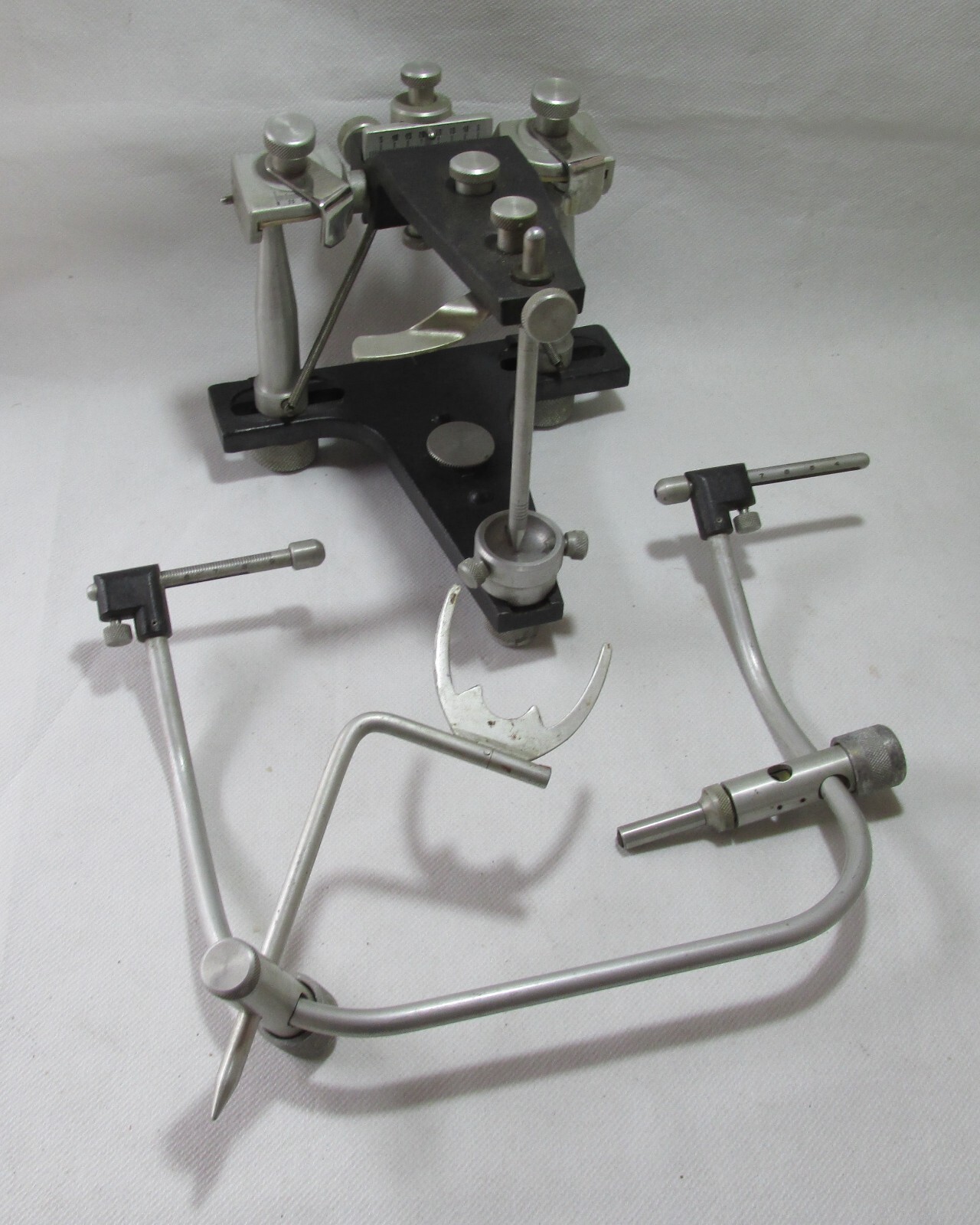 NICE USED SEMI ADJUSTABLE SPECIAL DENTAL ARTICULATOR “ESCUDO” MADE IN ARGENTINA