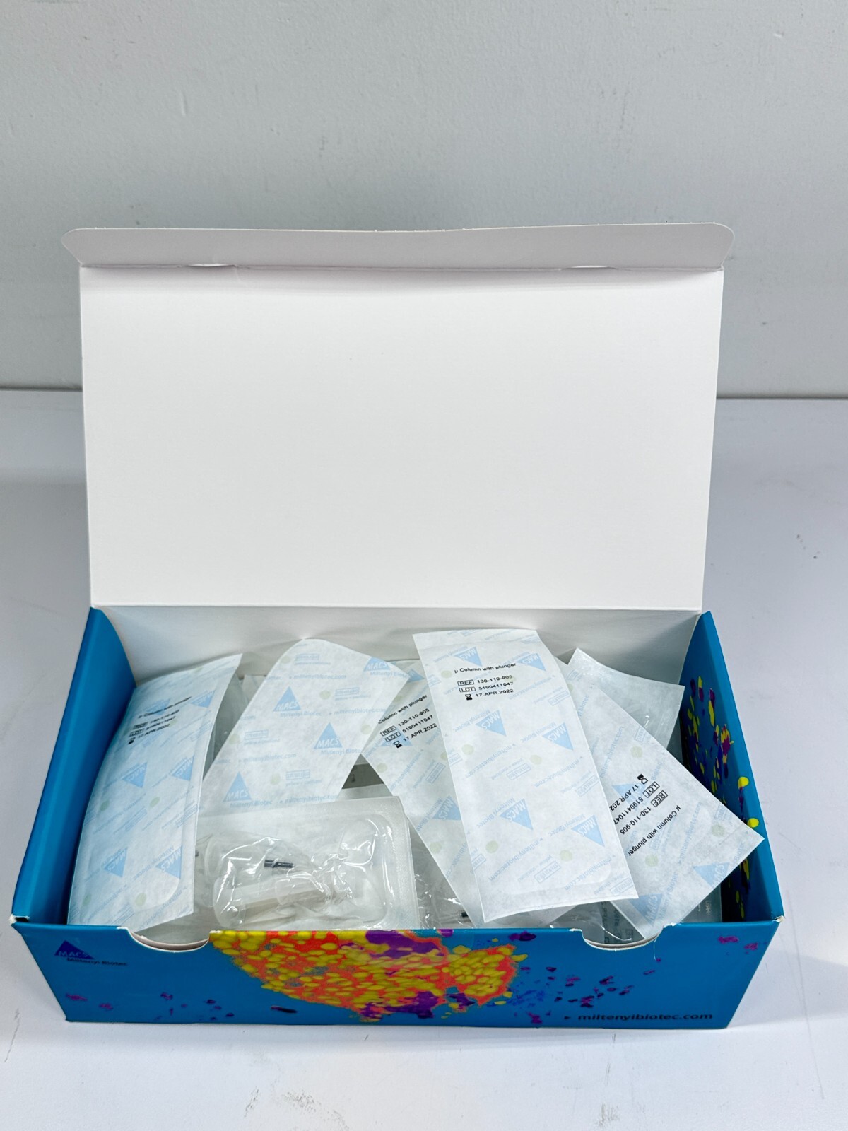 NEW MILTENYI BIOTEC 130-110-905 µ Columns w plungers 20 Columns Sterile Packaged