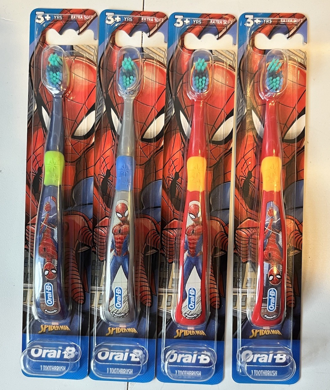 Oral-B Crest Kid’s Toothbrush 3+, Spiderman graphics, Compact, soft 4 Pk marvel
